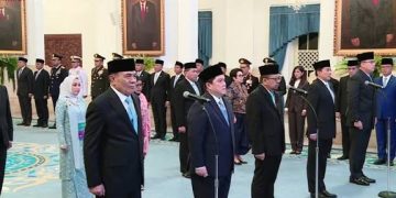Presiden Prabowo Lantik Djamari Chaniago sebagai Menko Polkam, Erick Thohir Jadi Menpora