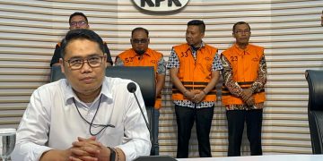 KPK Tahan 4 Tersangka Suap Dana Hibah Jatim