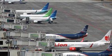 Pemerintah Turunkan Tarif Tiket Pesawat pada Natal dan Tahun Baru