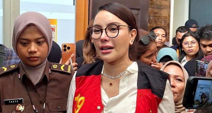 Nikita Mirzani Diganjar Empat Tahun Penjara, Kasus Pemerasan Disertai Ancaman