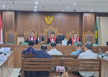 Denda Rp500 Juta, 5 Terdakwa Bos Swasta Impor Gula Dituntut 4 Tahun Bui 