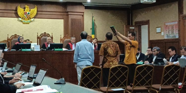 Saksi Sebut Terminal OTM Milik Kerry Penting untuk Ketahanan Energi Nasional