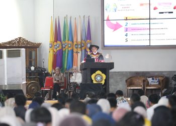 Orasi Ilmiah, Mendagri Tito Ungkap Peran Pendidikan Tinggi Wujudkan Indonesia Emas 2045