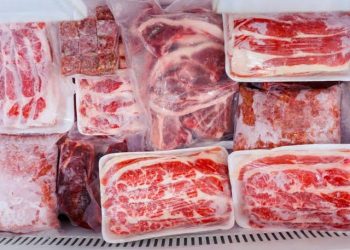 KPK dan Kejagung Diminta Selidiki Dugaan Kongkalikong Impor Daging Beku