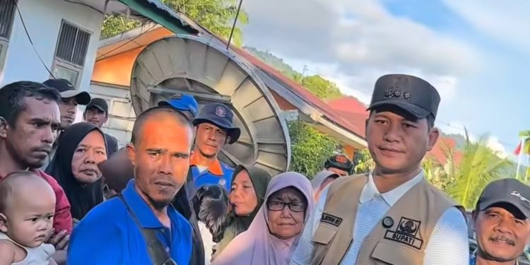 Bupati Aceh Selatan Pergi Umrah di Tengah Bencana, Begini Respons Kemendagri