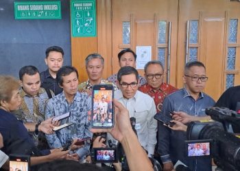 Dilarang Beri Pernyataan Media, Kuasa Hukum Sebut Hak Kerry Riza Dibatasi
