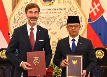 Jalin Kemitraan Strategis, Indonesia-Slowakia Sepakati Bebas Visa Pemegang Paspor Diplomatik dan Dinas
