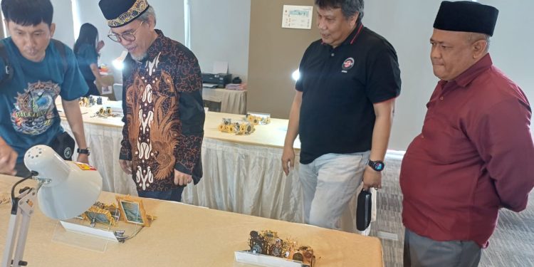 Meriah, Kontes Bacan Rock Show ke-9 Pukau Sultan Ternate dan Penggemar Batu Akik Tanah Air