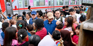 Blusukan Prabowo ke Kawasan Senen Dinilai Bukan Settingan, Pengamat Bandingkan dengan Jokowi