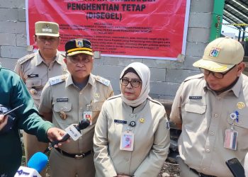 Tak Punya Izin PBG, Pemkot Jaksel Segel Lapangan Padel di Jagakarsa