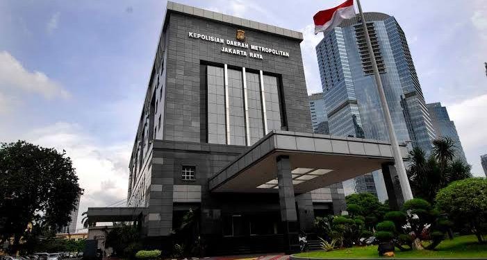 Puluhan Orang Diduga Aniaya Faisal di Polda Metro Jaya, Korban Dilarikan ke RS