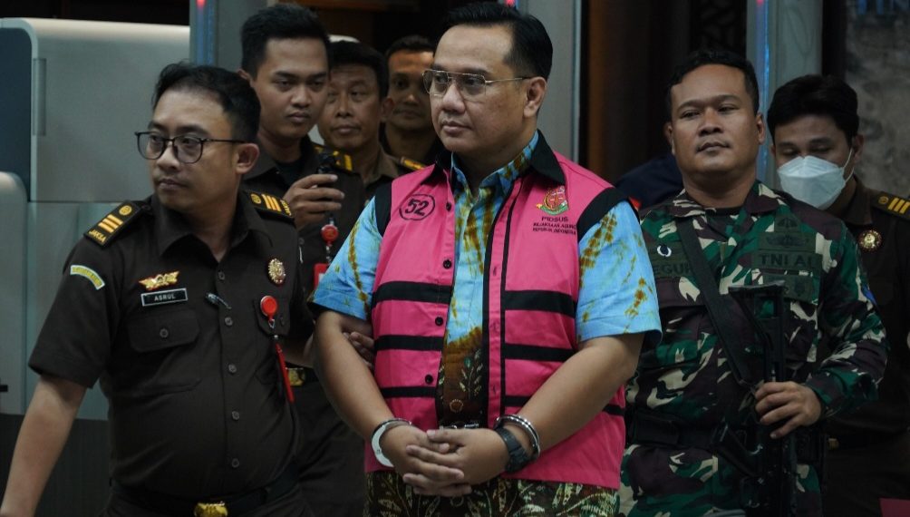 Usai Ditetapkan Tersangka, Mantan Anggota Ombudsman Yeka Hendra Fatika Ditahan Kejagung