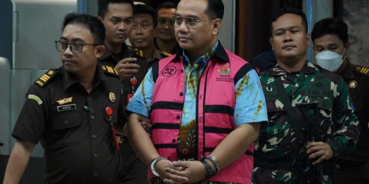 Usai Ditetapkan Tersangka, Mantan Anggota Ombudsman Yeka Hendra Fatika Ditahan Kejagung