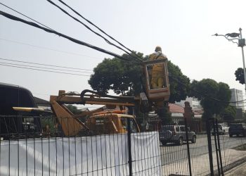 Tak Lagi Semrawut, Bina Marga Tata Kabel Utilitas di Depan Selapa Polri Jaksel
