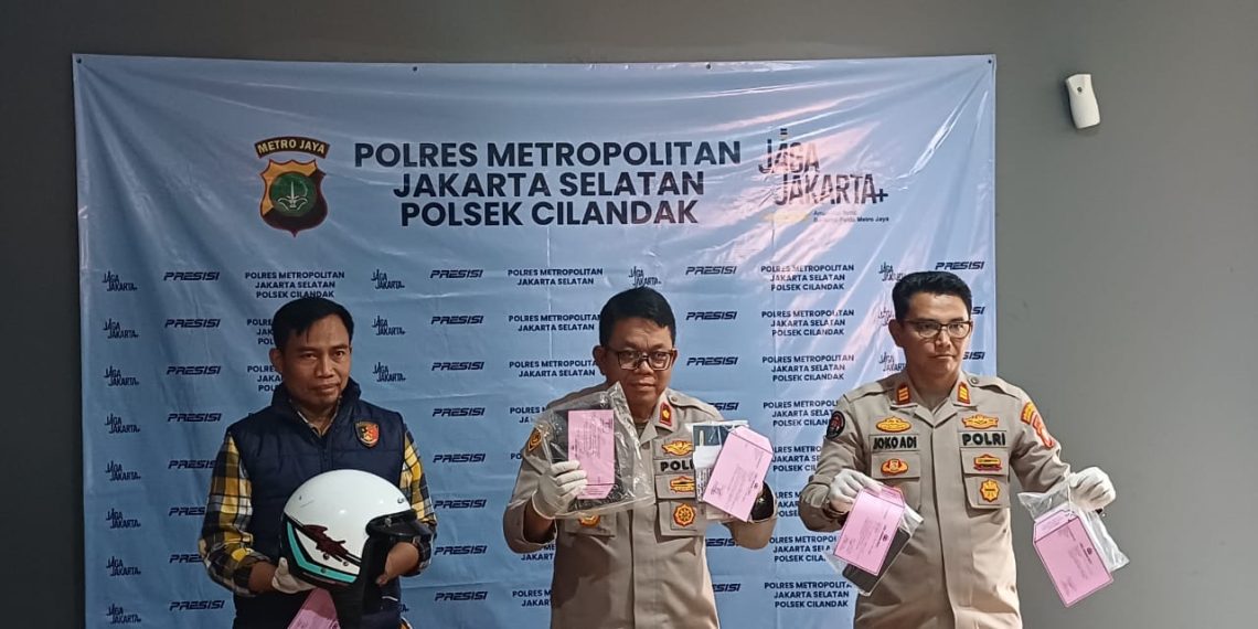 Polsek Cilandak Gulung Spesialis Jambret Wanita, Pelaku Ternyata “Pemain Lama”