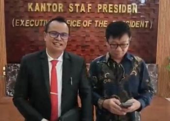 Penasihat Hukum Sodorkan Bukti Izin 15 Kontainer Milik PT PMM kepada Kepala Staf Kepresidenan