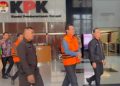 Ditetapkan Tersangka, Bupati Muara Enim Edison Ditahan KPK