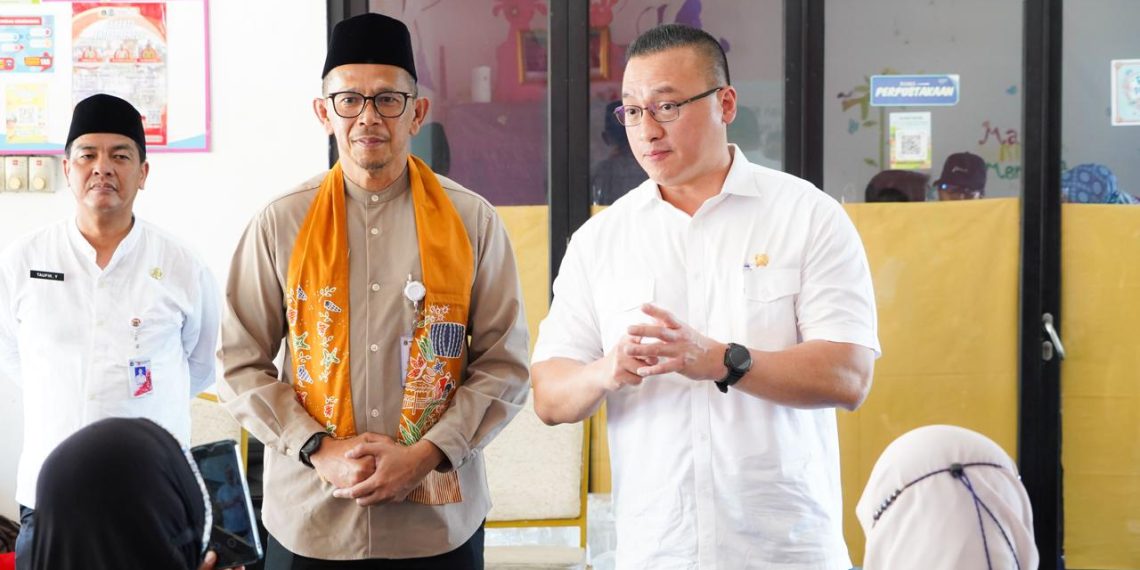 Kenneth DPRD DKI Apresiasi Layanan Mobil Klinik Hewan Keliling: Jakarta Kota Ramah Satwa Perlahan Terwujud