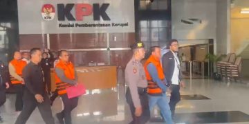 KPK Tahan Bupati dan Sekda Kuansing Riau