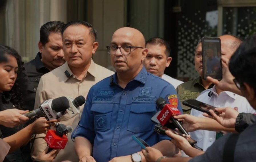Jadi Tersangka ke 7 Korupsi MBG, Kejagung Jebloskan Brigjen Pol. Lalu Muhammad Iwan ke Penjara