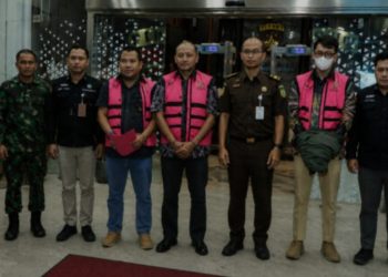 Kejagung Tahan Tiga Tersangka Ekspor Tanah Jarang PT PMM, 390 Ton Mineral Non Logam Bocor ke Luar Negeri