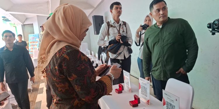 BI DKI Gencarkan Penggunaan QRIS Lewat Kontes Bacan di Pasar Rawa Bening