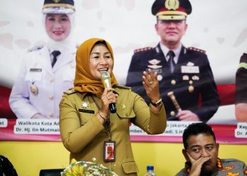 Wali Kota Jakarta Barat Ajak Warga Pilah Sampah dari Rumah