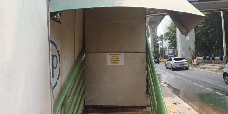 Buntut 20 Pelat Baja Raib Dicuri, JPO Kyai Maja Ditutup hingga Perbaikan Tuntas