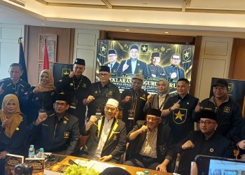 Pengurus Baru Partai Ummat Dikukuhkan: Trio Ansufri Sambo, Heikal Safar, Sadiq Thalib Siapkan Konsolidasi Menuju Pemilu 2029