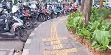 Parkir Liar Terlihat Lagi di Jalan Barito, Kinerja Sekda DKI Disorot Warga Jaksel
