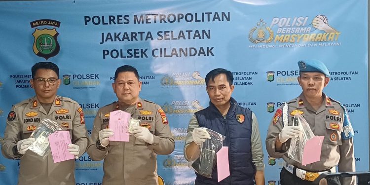 Niat Kopdar dengan Cewek, Karyawan Swasta Malah Jadi Korban Begal Motor di Lebak Bulus