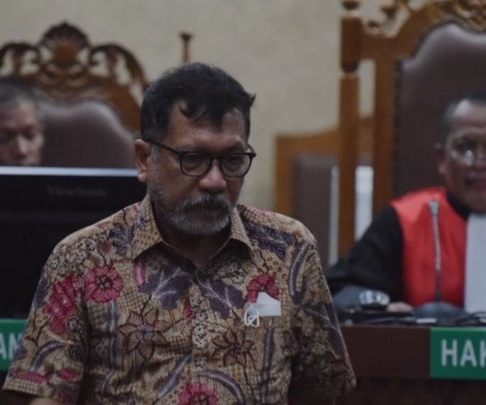 Hakim Minta Zarof Ricar dan Notaris Apriliani Hadir jadi Saksi Makelar Kasus Agung Winarno